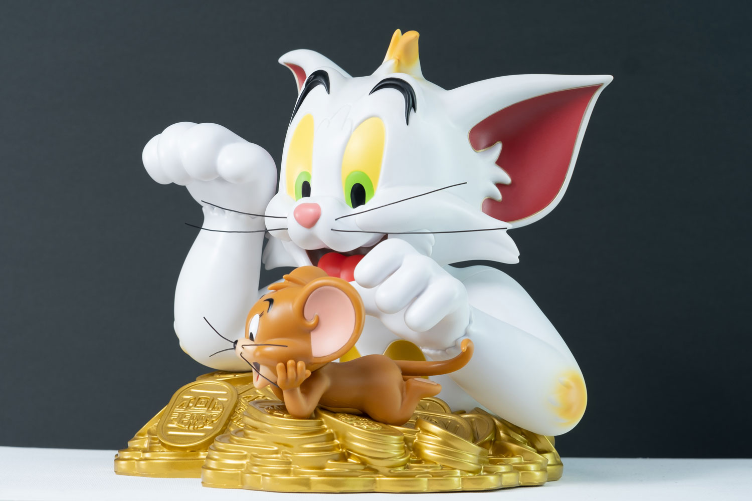 Tom & Jerry Maneki-Neko (Traditional Version)- Prototype Shown