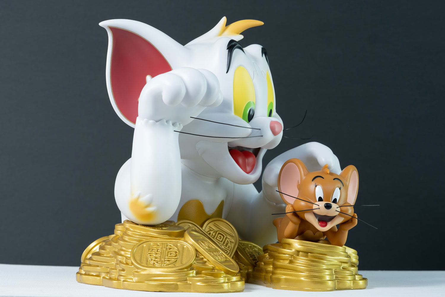 Tom & Jerry Maneki-Neko (Traditional Version)