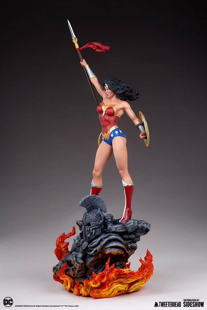 Wonder Woman Exclusive Edition (Prototype Shown) View 21