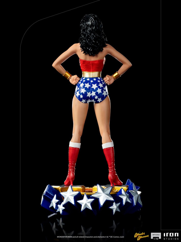 Wonder Woman Lynda Carter (Prototype Shown) View 4