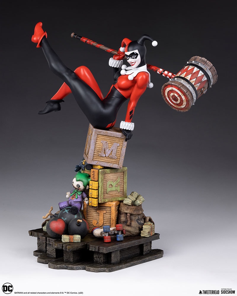Harley Quinn Exclusive Edition (Prototype Shown) View 18