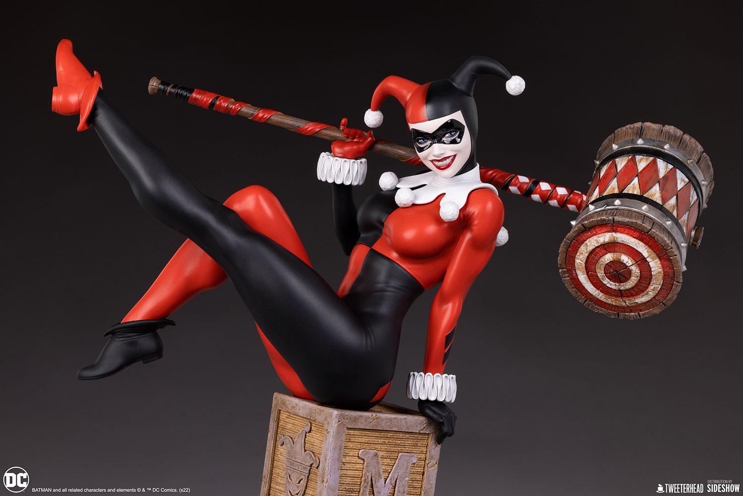 Harley Quinn Exclusive Edition (Prototype Shown) View 10