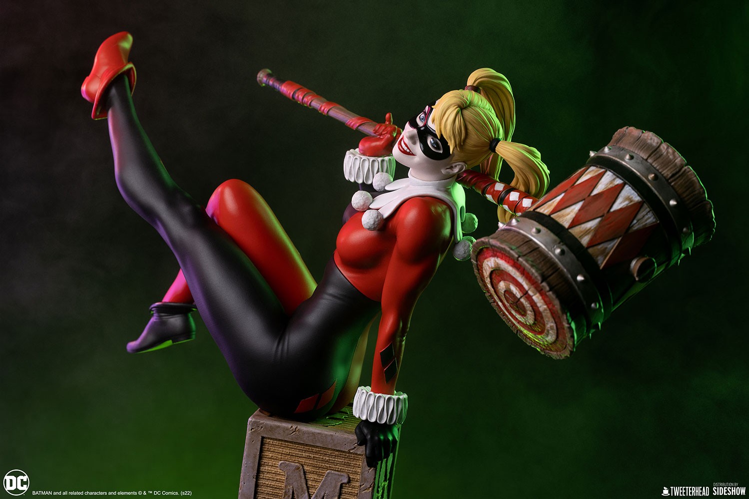 Harley Quinn Collector Edition (Prototype Shown) View 3