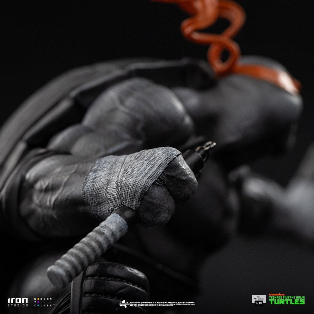 Teenage Mutant Ninja Turtles Michelangelo (Grayscale) 1:10 Scale Statue  Exclusive Edition (Prototype Shown) View 4