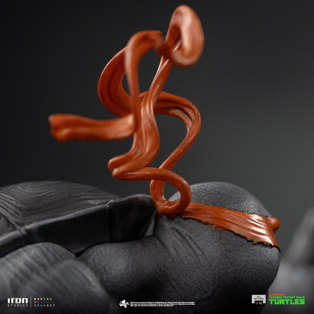 Teenage Mutant Ninja Turtles Michelangelo (Grayscale) 1:10 Scale Statue  Exclusive Edition (Prototype Shown) View 7