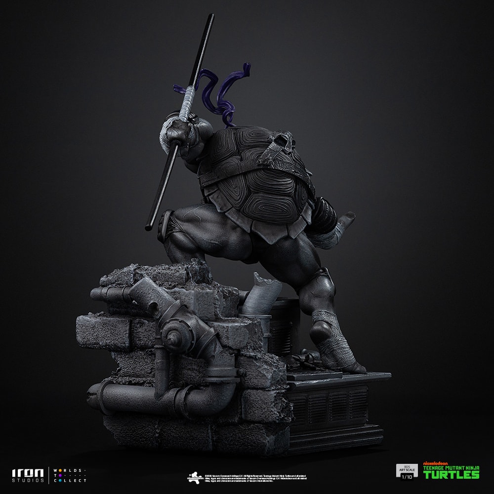 Teenage Mutant Ninja Turtles Donatello (Grayscale) 1:10 Scale Statue  Exclusive Edition (Prototype Shown) View 9