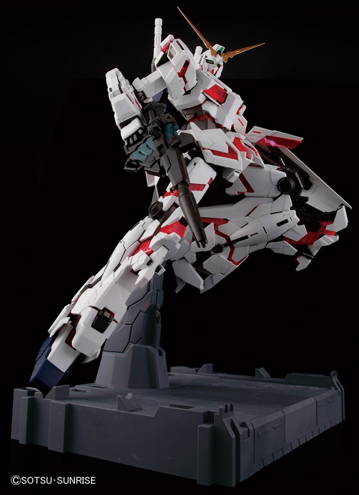 PG RX-0 Unicorn Gundam 1:60