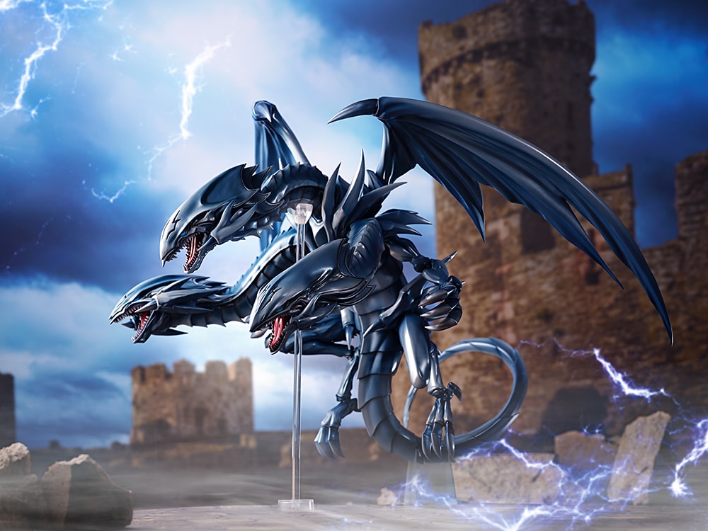 Blue-Eyes Ultimate Dragon