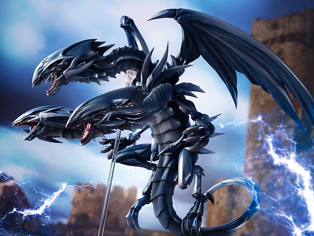 Blue-Eyes Ultimate Dragon