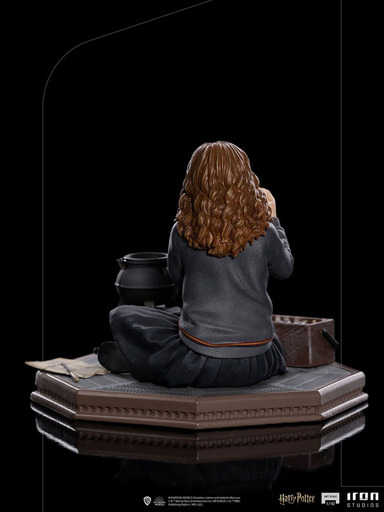 Hermione Granger Polyjuice Collector Edition - Prototype Shown