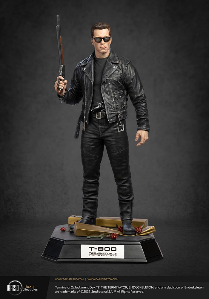 Terminator T-800 (Ultimate Edition) 1:3 Scale Statue  (Prototype Shown) View 3
