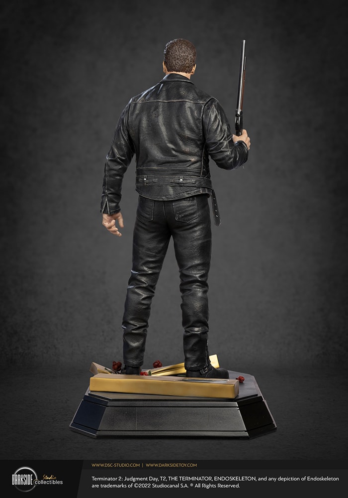 Terminator T-800 (Ultimate Edition) 1:3 Scale Statue  (Prototype Shown) View 7