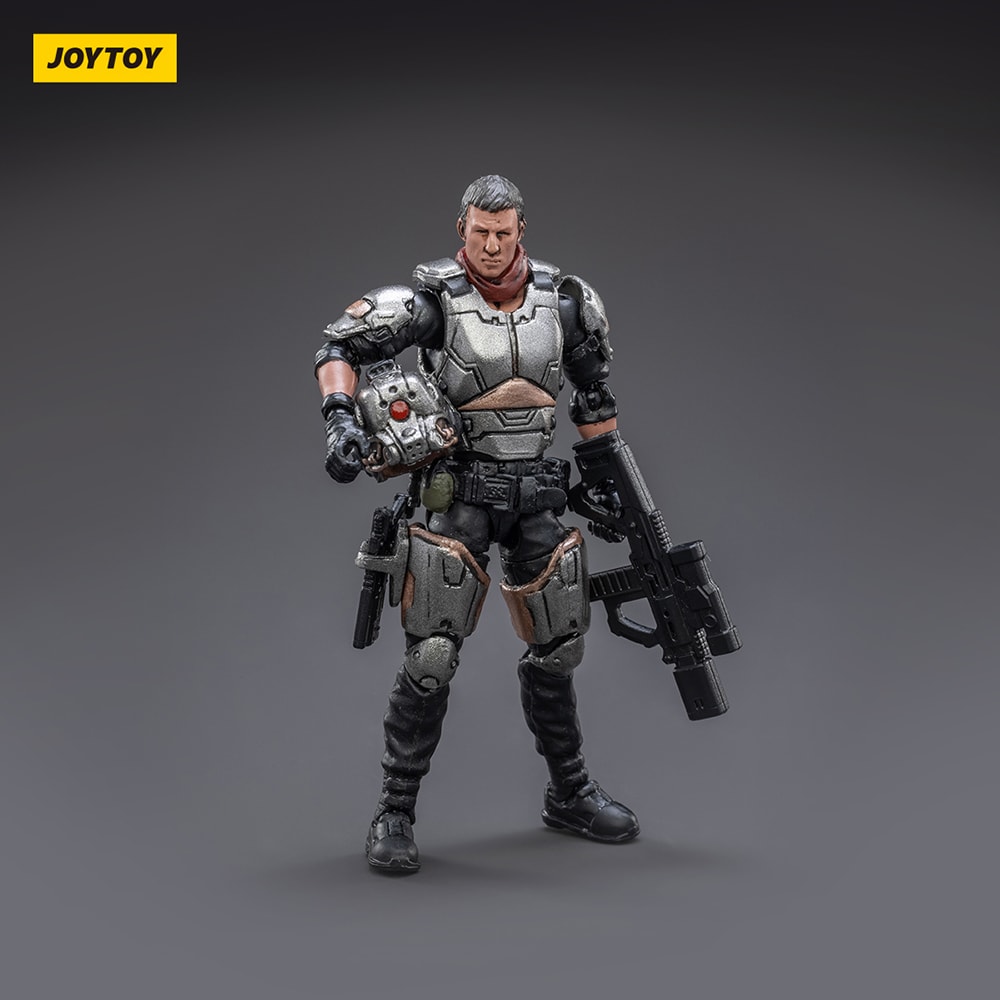 Steel Bone 09 Fighting Mecha (Silver Guardian)
