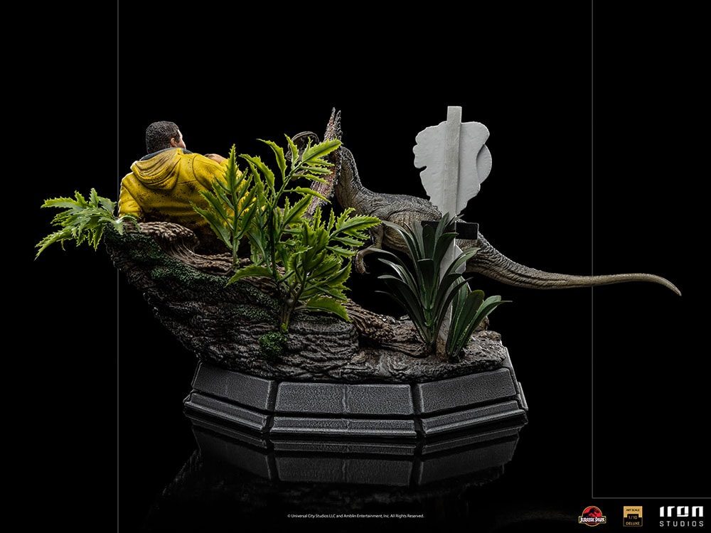 Dennis Nedry meets the Dilophosaurus