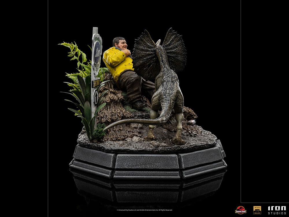 Dennis Nedry meets the Dilophosaurus