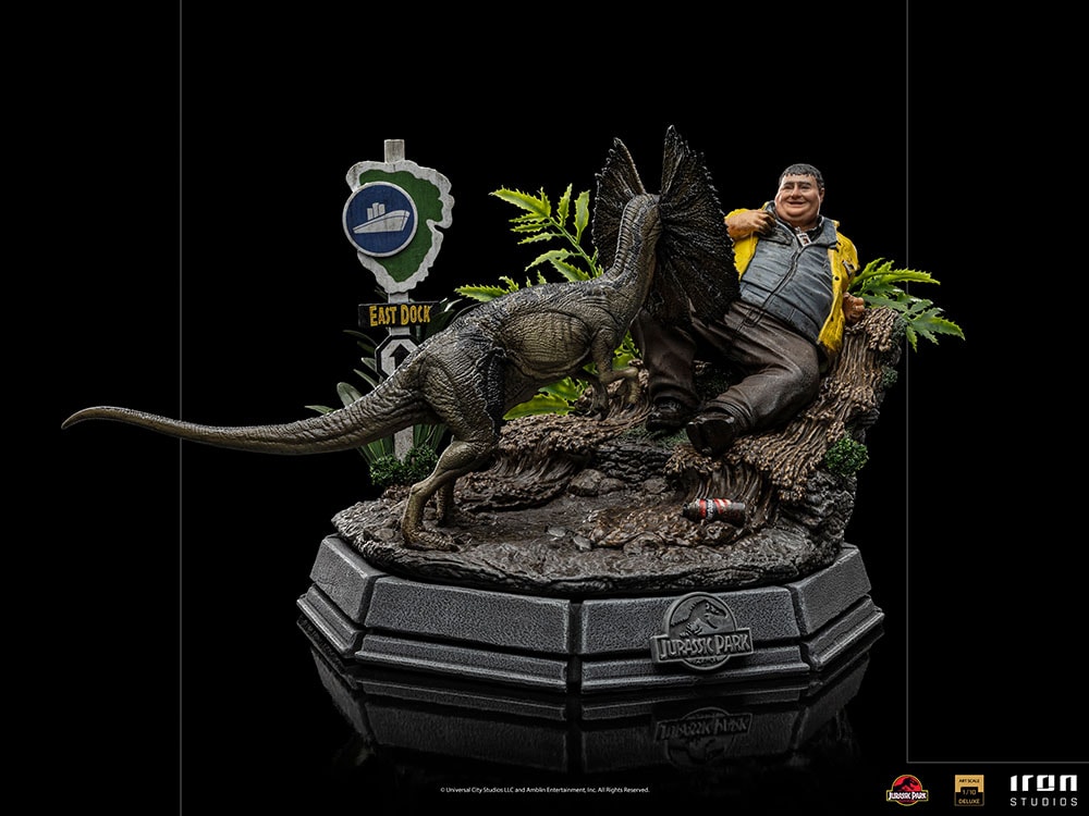 Dennis Nedry meets the Dilophosaurus