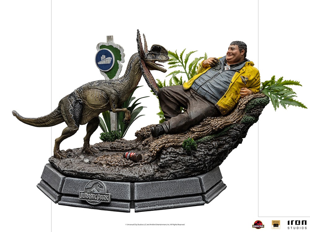 Dennis Nedry meets the Dilophosaurus