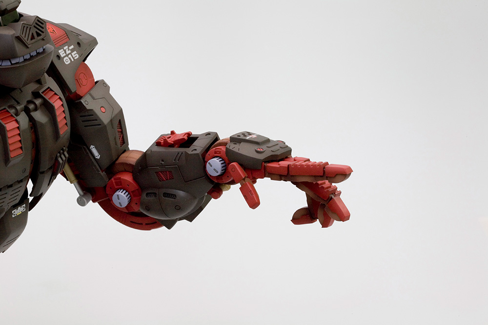 EZ-015 Iron Kong (Marking Plus Version) (Prototype Shown) View 7