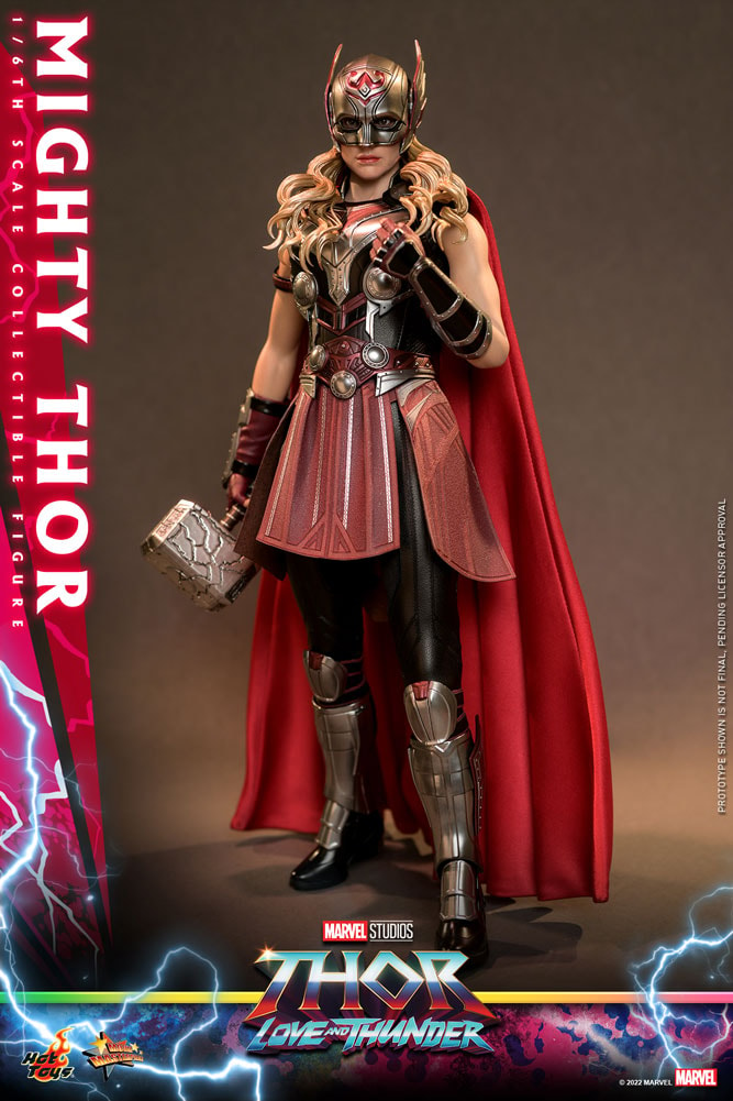 Hot Toys Thor Love & Thunder Thor Deluxe Sixth Scale Figure