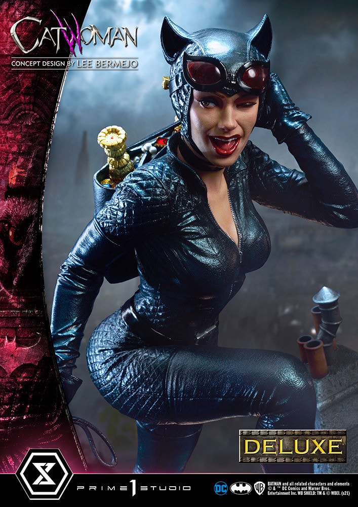 Catwoman (Deluxe Version)