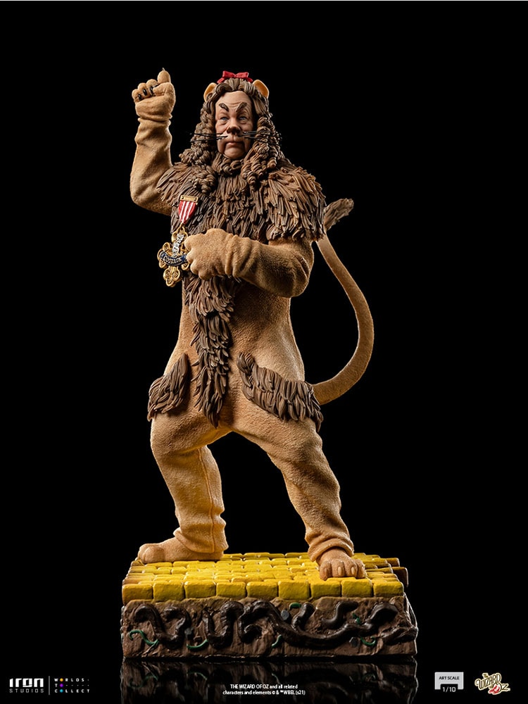 Cowardly Lion Collector Edition - Prototype Shown