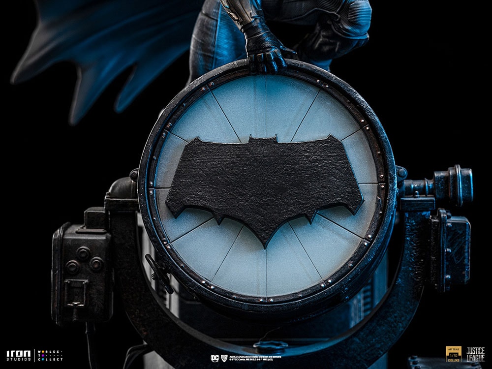 Batman on Batsignal Deluxe