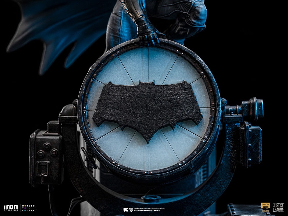 Batman on Batsignal Deluxe