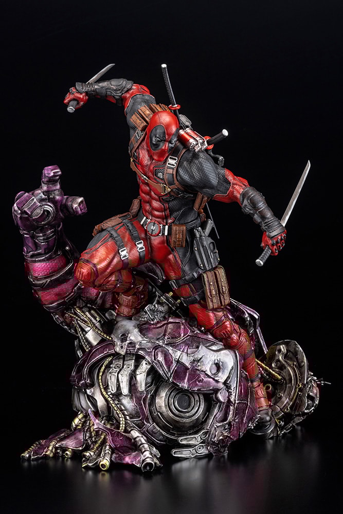 Marvel Deadpool Statues  (Prototype Shown) View 14