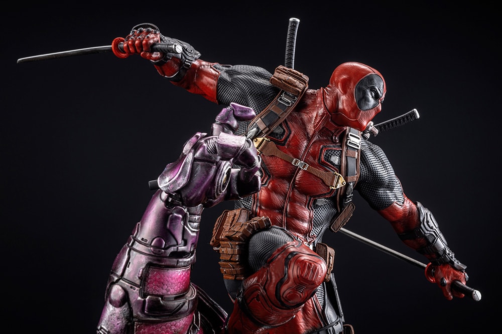 Marvel Deadpool Statues  (Prototype Shown) View 20