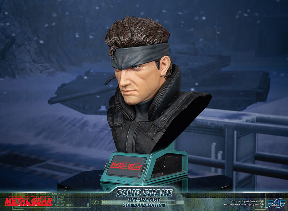 Solid Snake Life-Size Bust by First 4 Figures