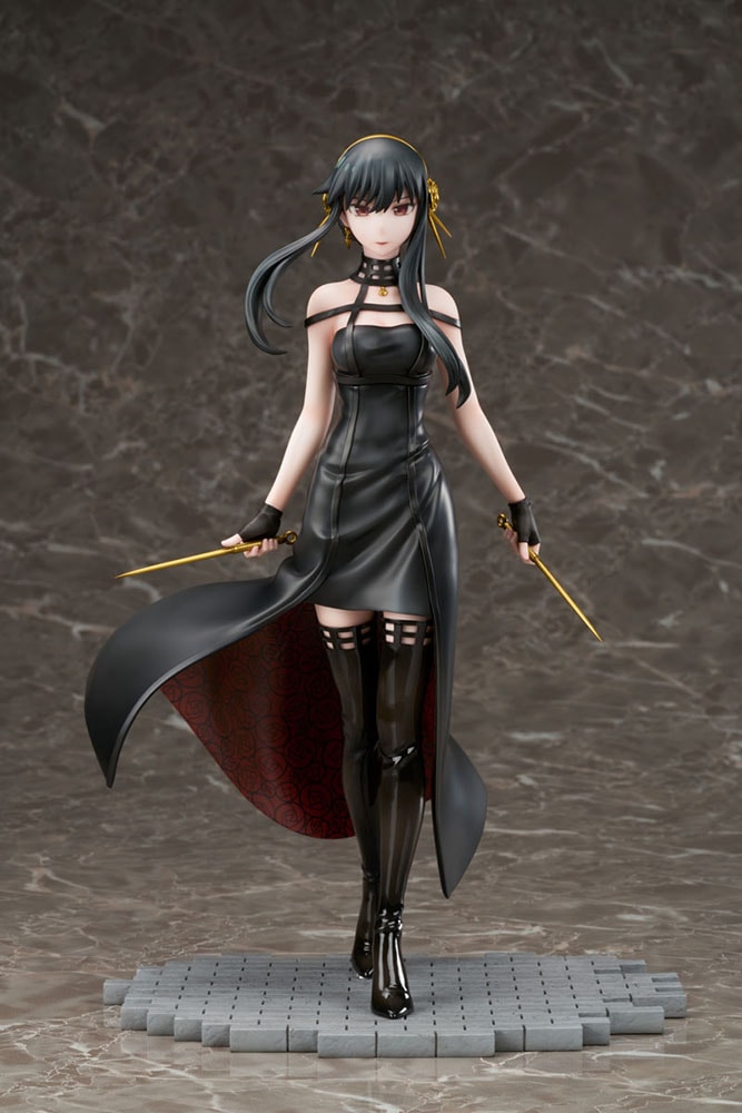 Yor Forger Figure by FURYU Corporation