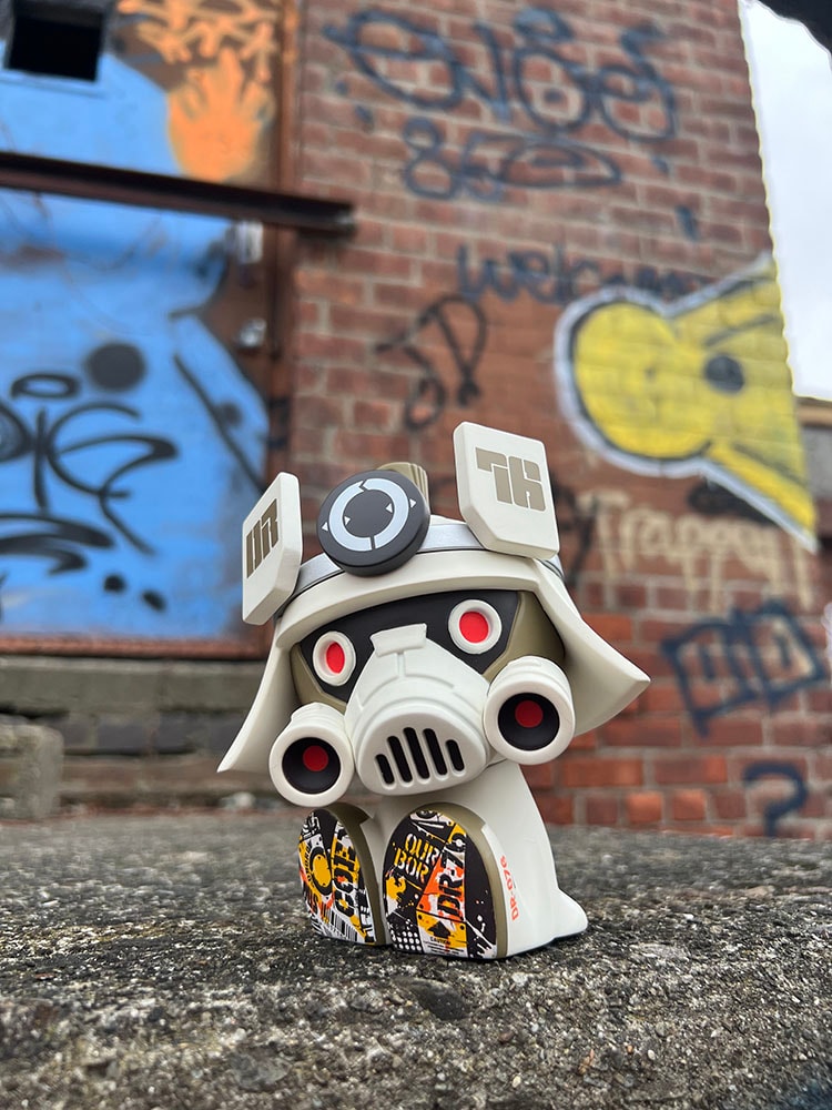 DR76 Phantom White 5oz Canbot