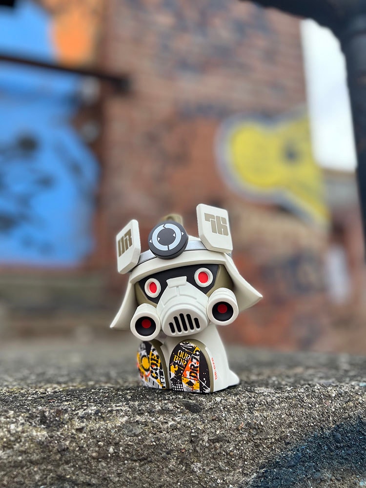 DR76 Phantom White 5oz Canbot