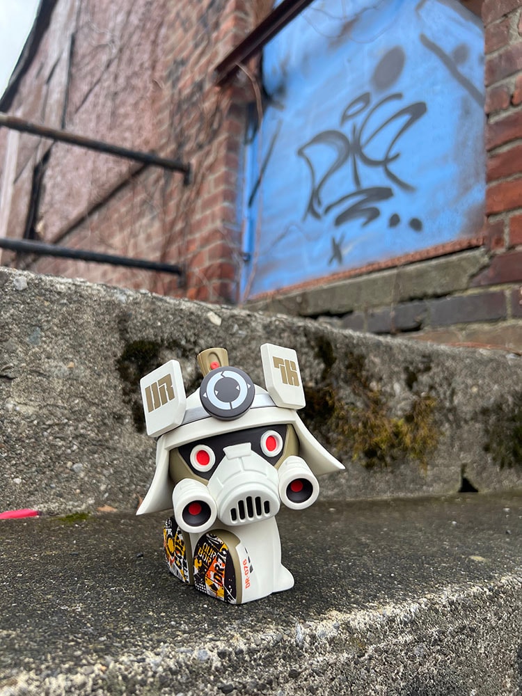 DR76 Phantom White 5oz Canbot