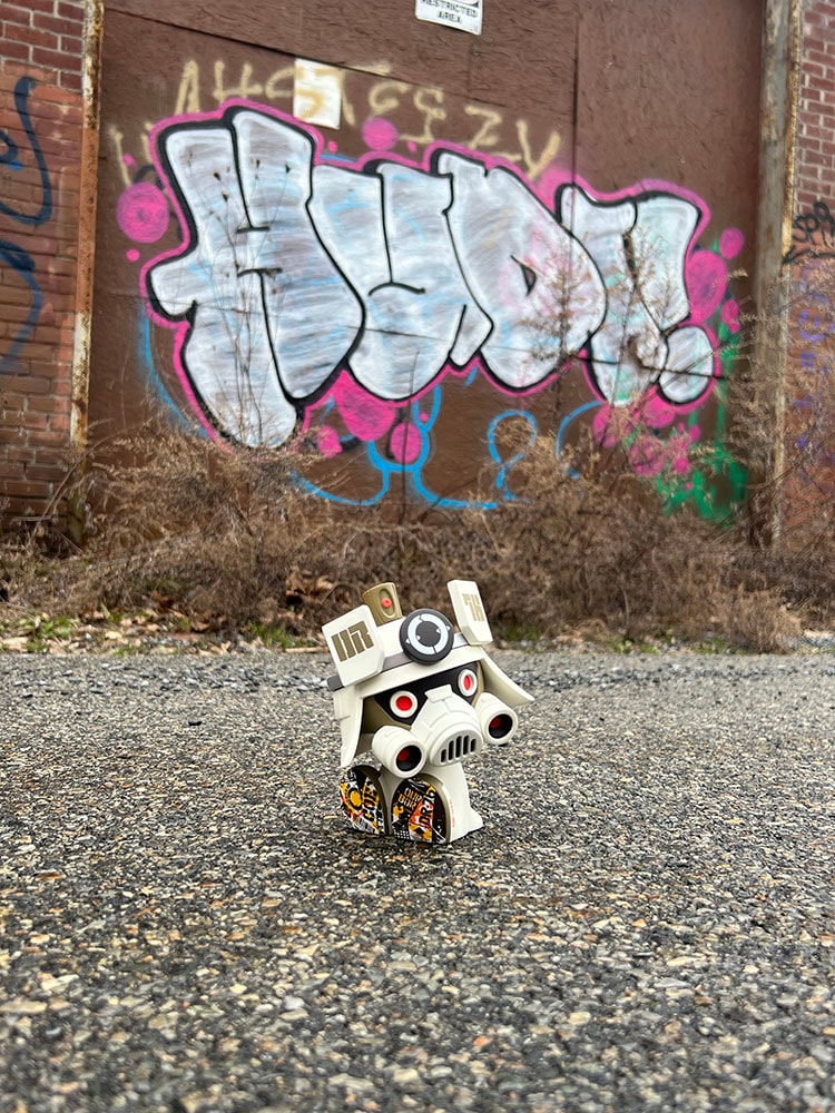 DR76 Phantom White 5oz Canbot