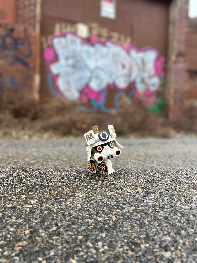 DR76 Phantom White 5oz Canbot
