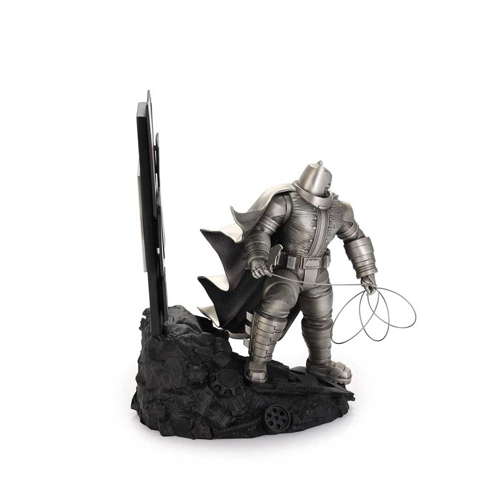 Batman The Dark Knight Returns Figurine- Prototype Shown