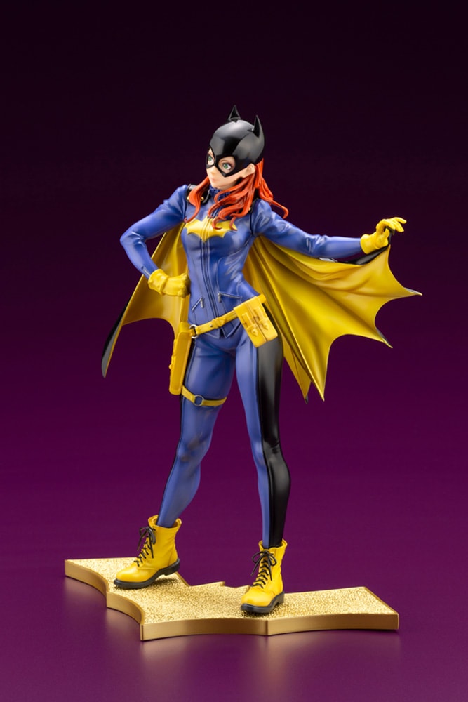 Batgirl (Barbara Gordon) Bishoujo (Prototype Shown) View 19