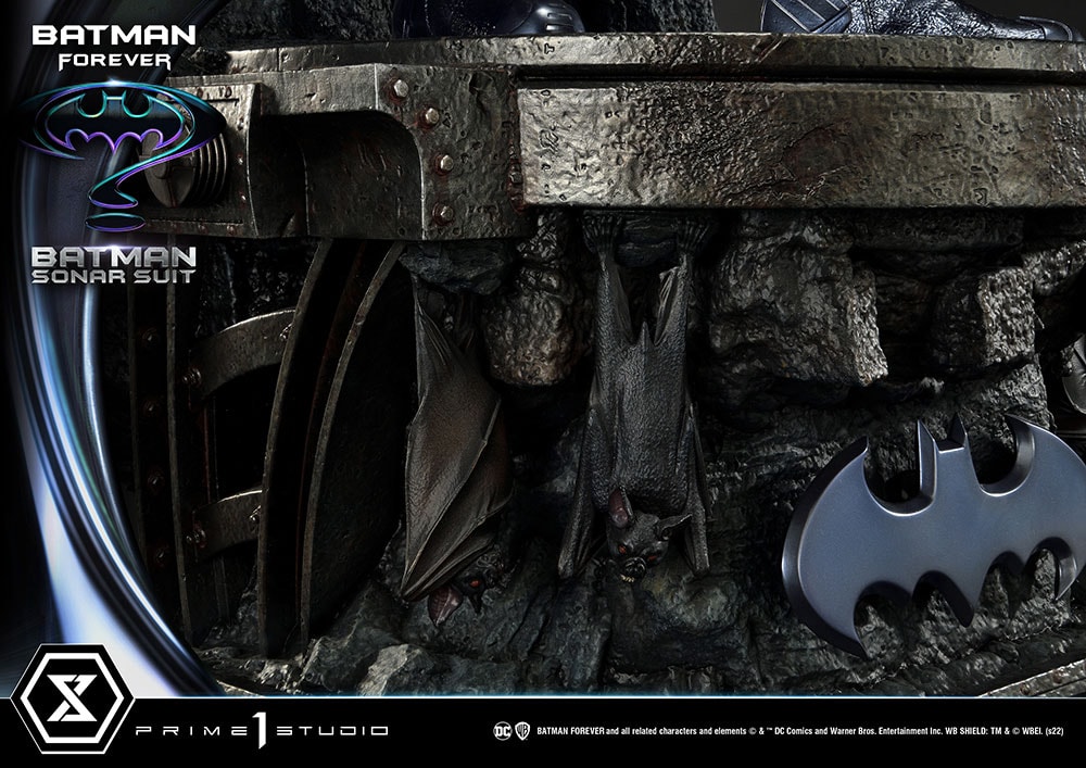 Batman Sonar Suit Collector Edition (Prototype Shown) View 21