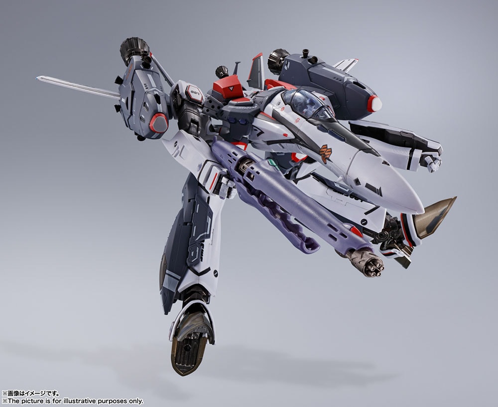 VF-25F Super Messiah Valkyrie (Alto Saotome Custom) Revival Version