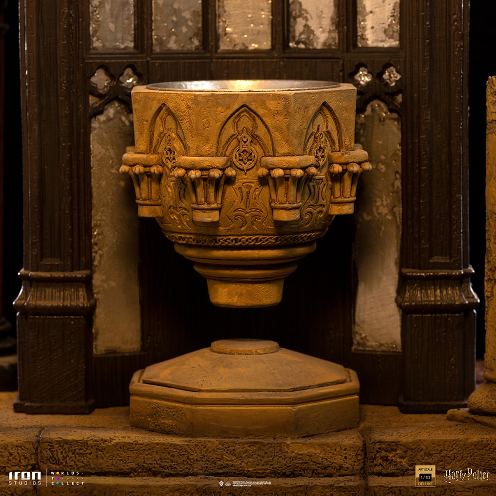 Albus Dumbledore Deluxe (Prototype Shown) View 10