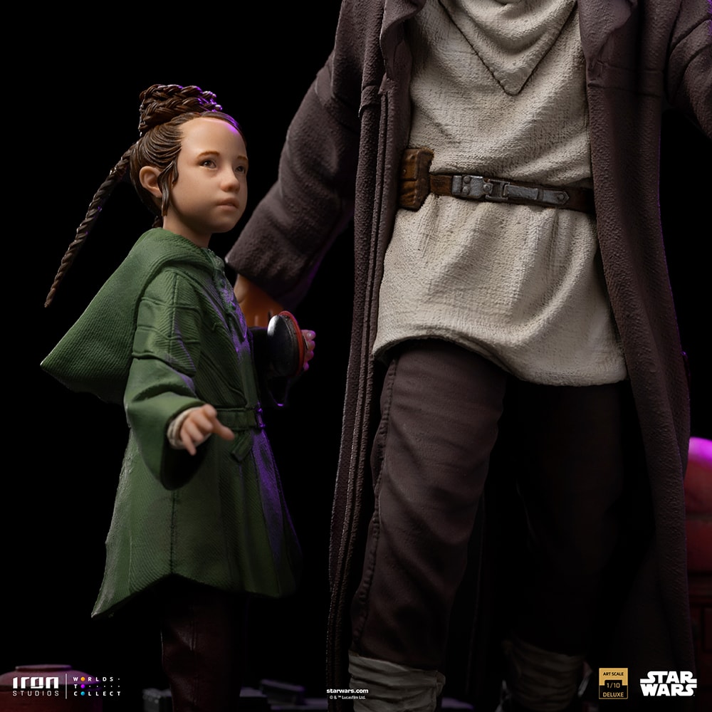 Obi-Wan and Young Leia Deluxe (Prototype Shown) View 13