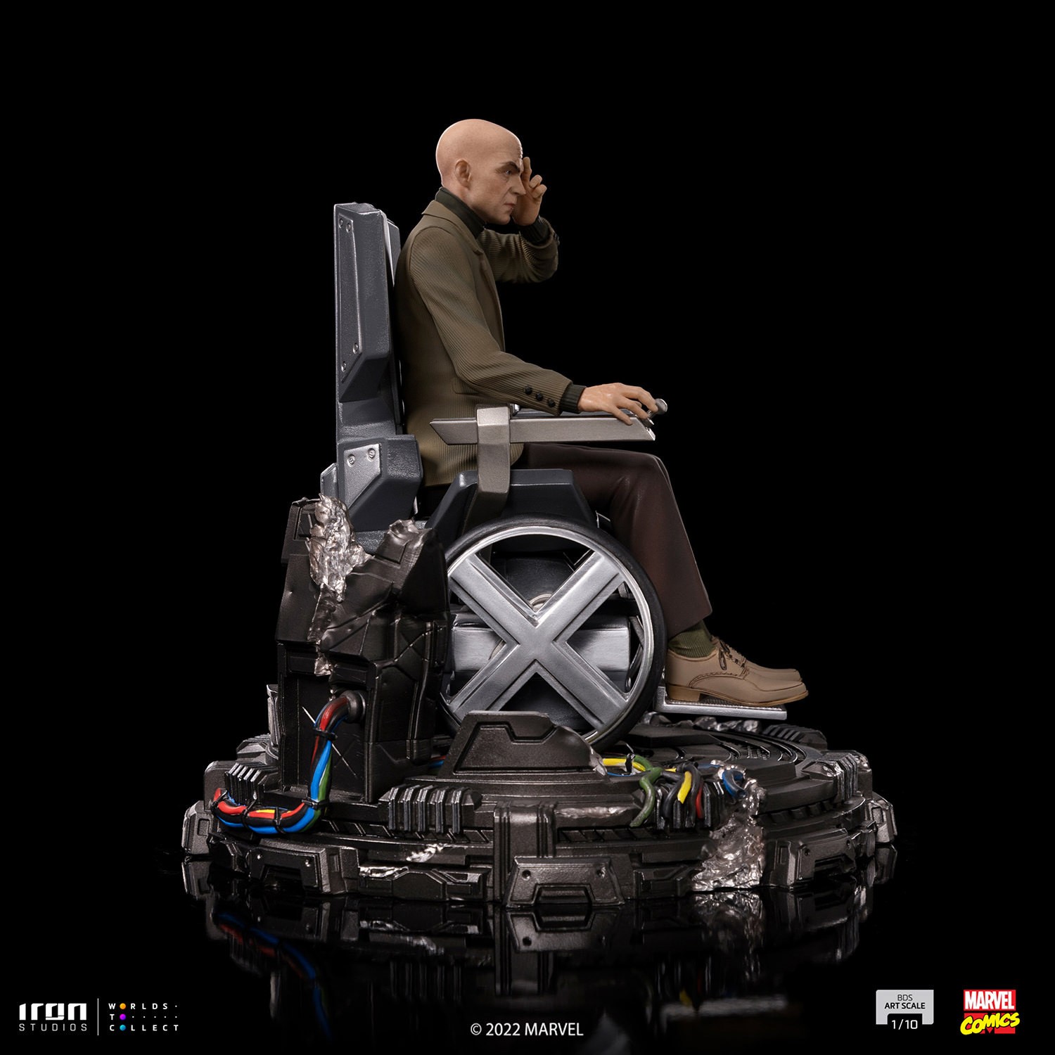 Marvel Professor X 1:10 Scale Statue  (Prototype Shown) View 10
