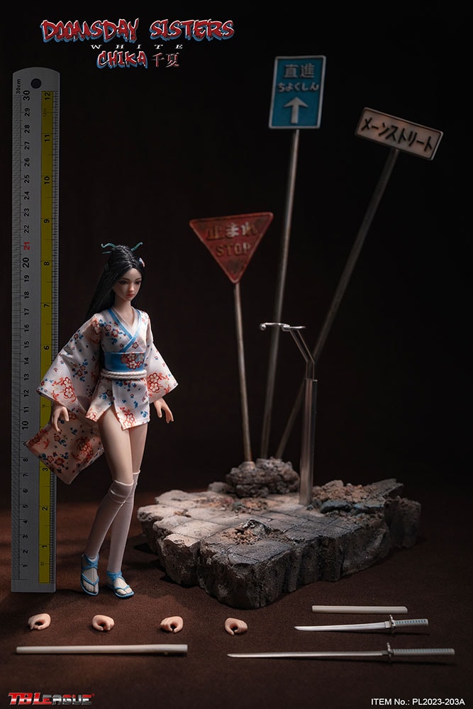 Doomsday Sisters Chika (White)