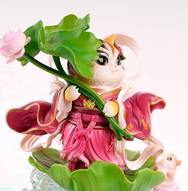 He Xiangu Cat Deluxe- Prototype Shown