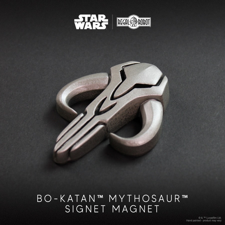 Bo-Katan Mythosaur Signet Magnet View 3