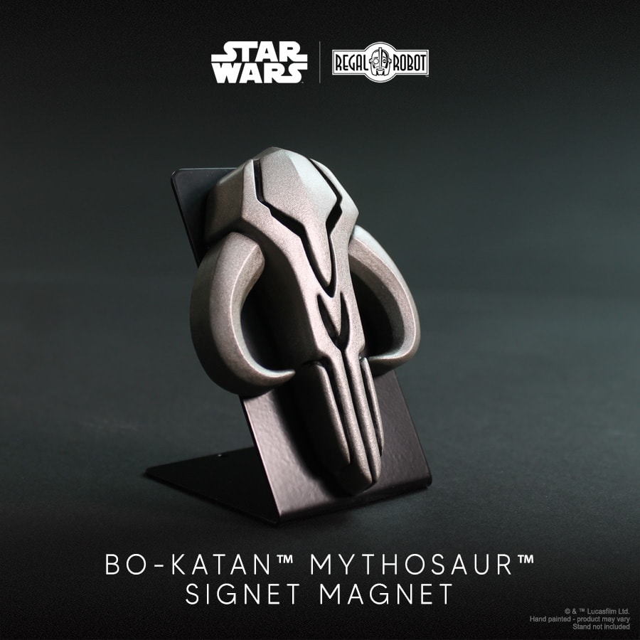 Bo-Katan Mythosaur Signet Magnet View 4