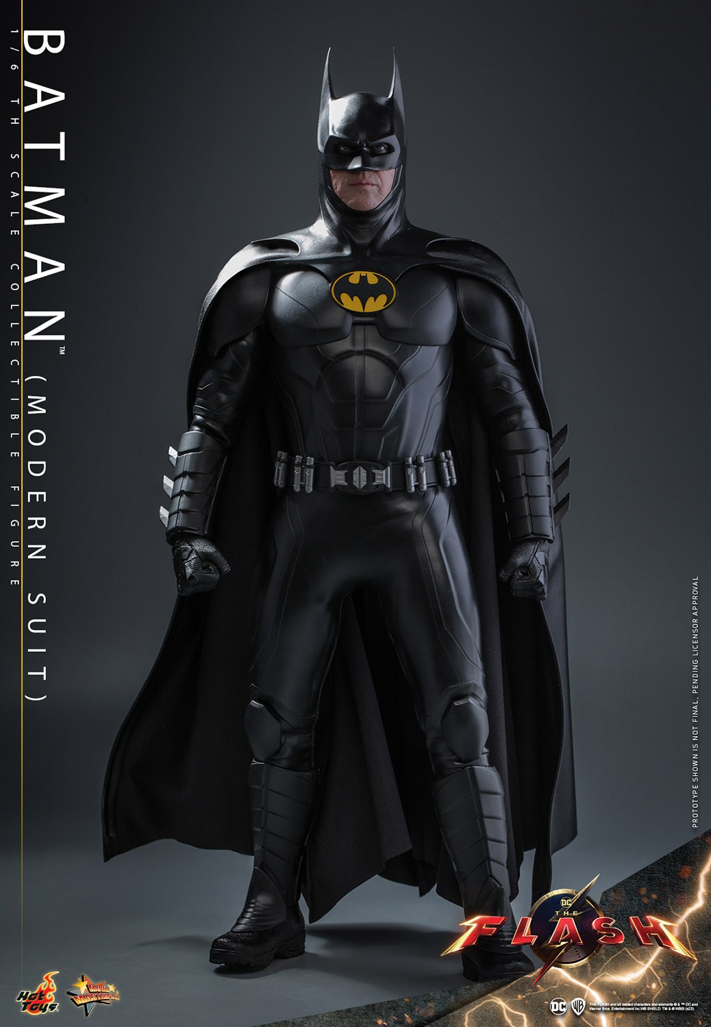 Batman (Modern Suit) Sixth Scale Figure by Hot Toys | Sideshow 