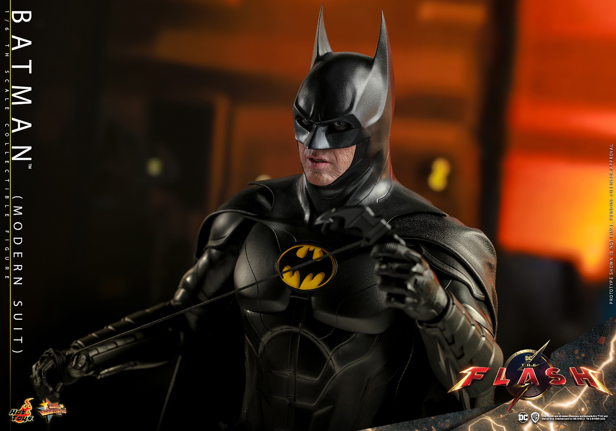Batman (Modern Suit) (Prototype Shown) View 13