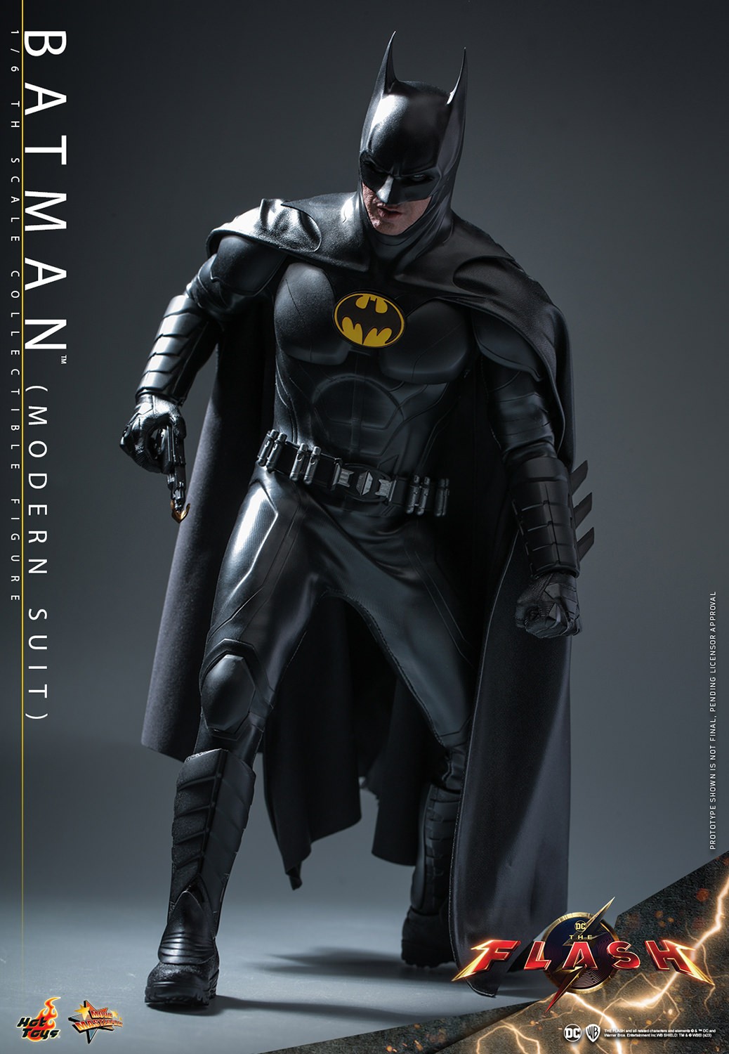 Batman (Modern Suit) (Prototype Shown) View 19